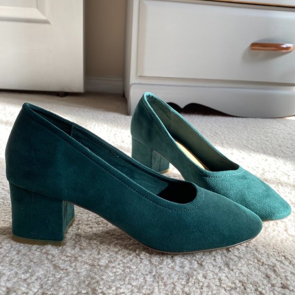 Oak + Fort Heels - Picture 5 of 16